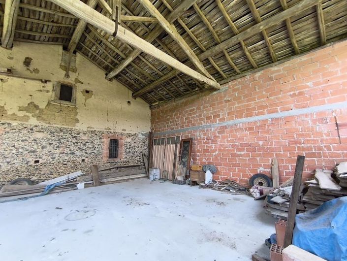 Image No.14-3 Bed Property for sale