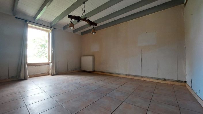 Image No.10-4 Bed Property for sale