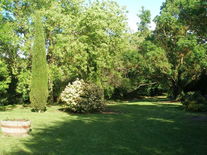 Image No.11-12 Bed Property for sale