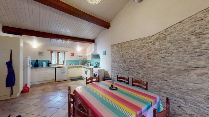 Image No.16-12 Bed Property for sale