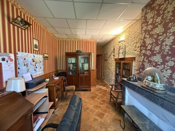 Image No.13-4 Bed House for sale