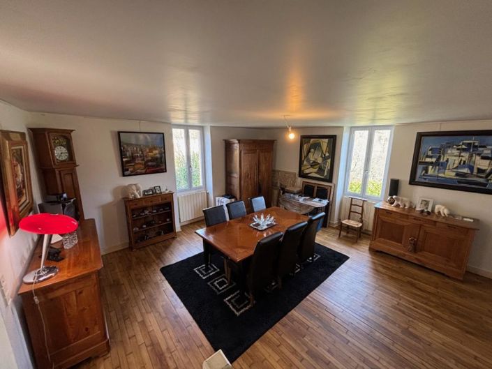 Image No.3-5 Bed House for sale