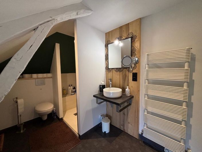 Image No.6-5 Bed House for sale