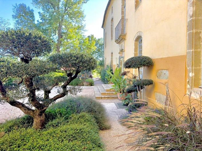 Image No.12-26 Bed Chateaux for sale