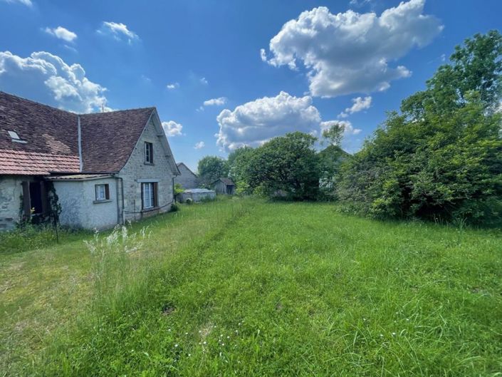 Image No.13-2 Bed Property for sale