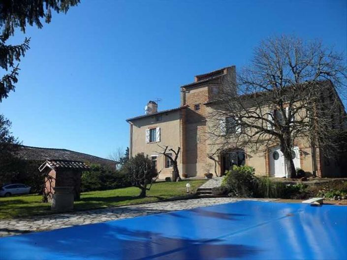 Image No.10-4 Bed House for sale