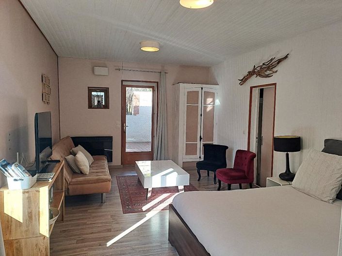 Image No.8-Propriété de 8 chambres à vendre à Damiatte