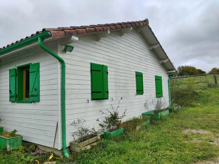 Image No.2-Propriété de 3 chambres à vendre à Lavergne