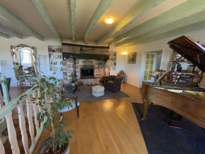 Image No.13-5 Bed Property for sale