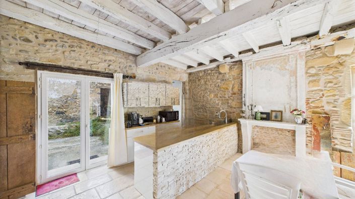 Image No.6-5 Bed Property for sale