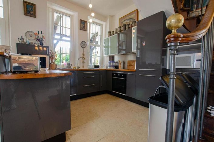 Image No.7-5 Bed Property for sale