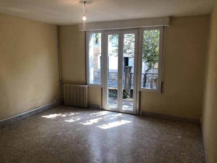 Image No.6-5 Bed House for sale