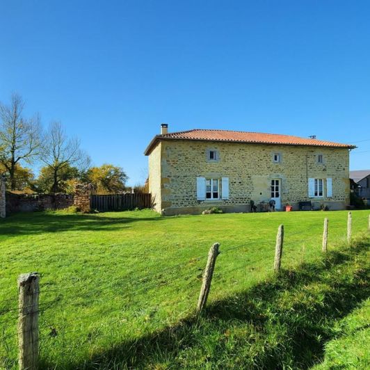 Image No.1-3 Bed Property for sale