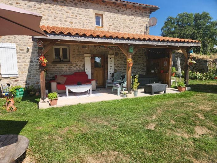 Image No.15-3 Bed Property for sale