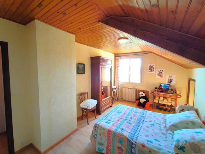 Image No.11-4 Bed Property for sale