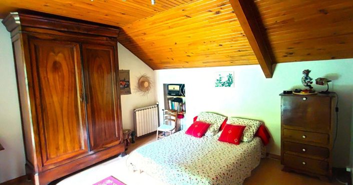 Image No.14-4 Bed Property for sale