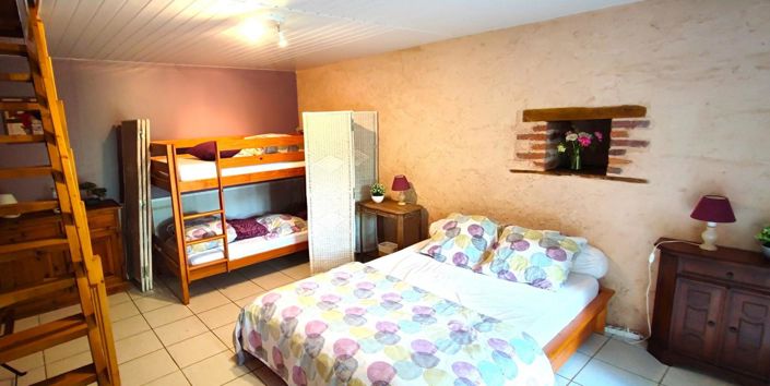 Image No.19-4 Bed Property for sale