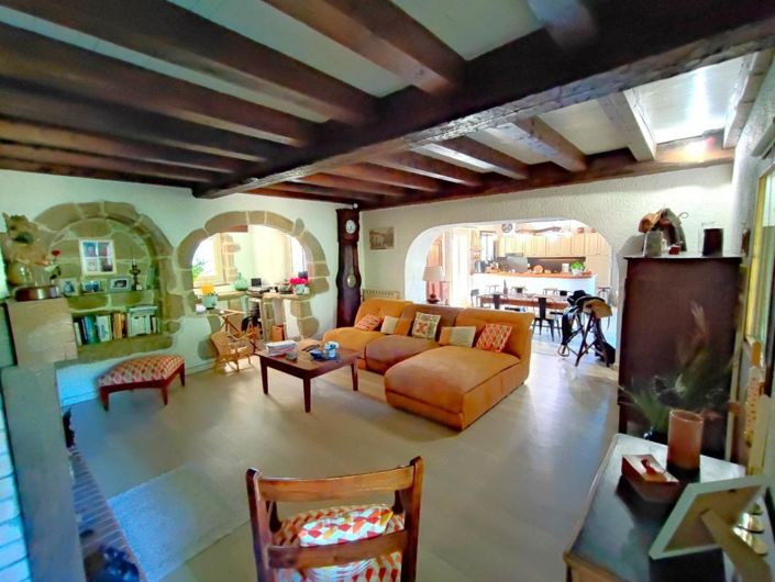 Image No.7-4 Bed Property for sale