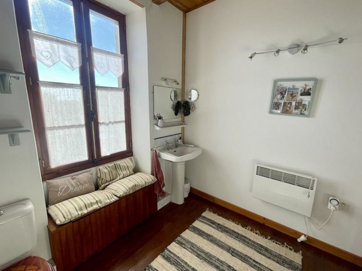 Image No.13-3 Bed House for sale