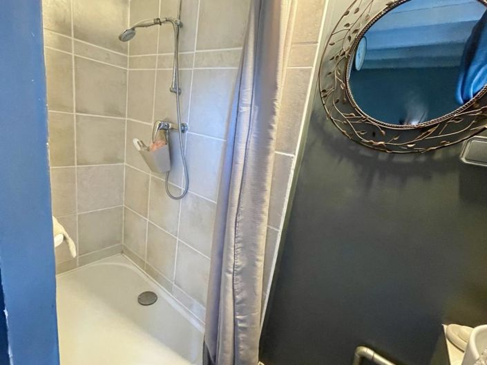 Image No.16-4 Bed Property for sale