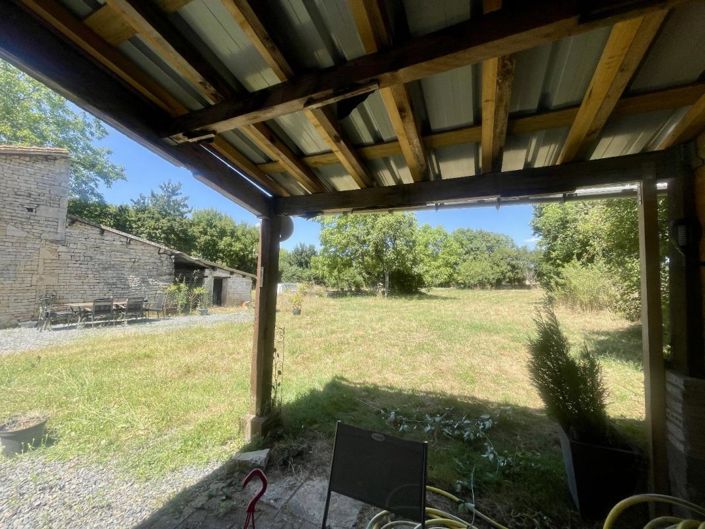 Image No.13-3 Bed Property for sale