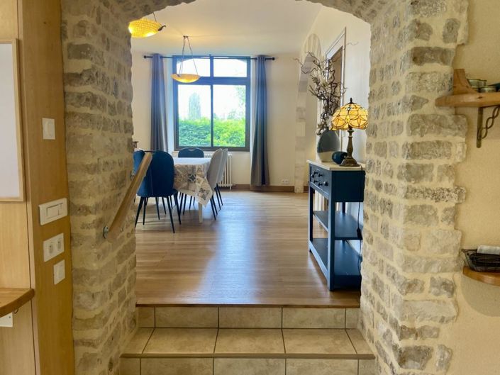 Image No.20-5 Bed Property for sale