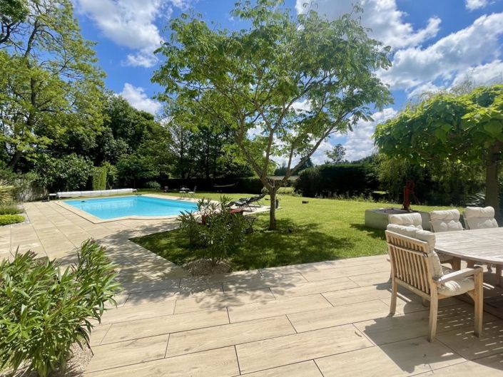 Image No.5-5 Bed Property for sale