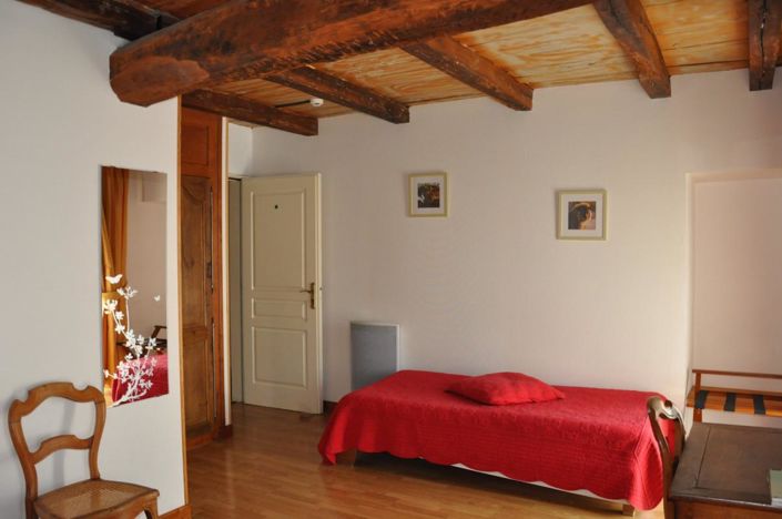 Image No.11-12 Bed House for sale