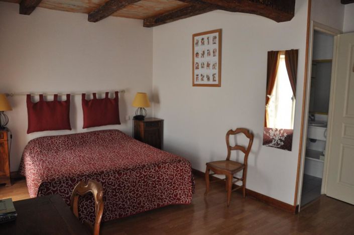 Image No.9-12 Bed House for sale