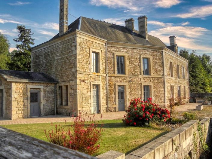 Image No.16-4 Bed Property for sale