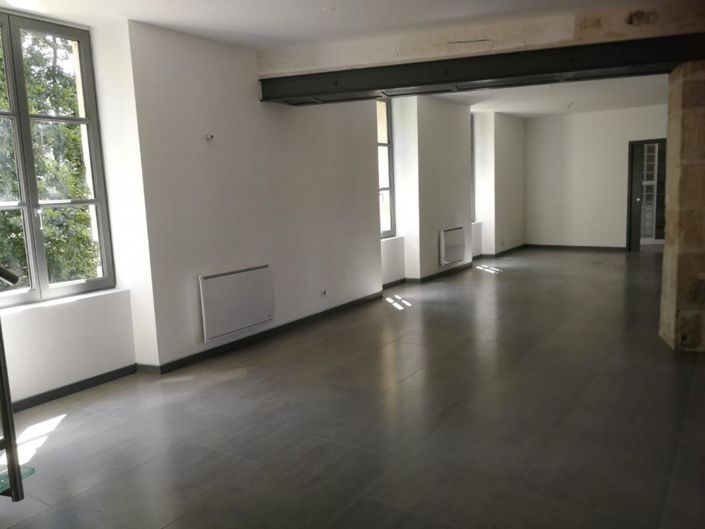 Image No.4-4 Bed Property for sale