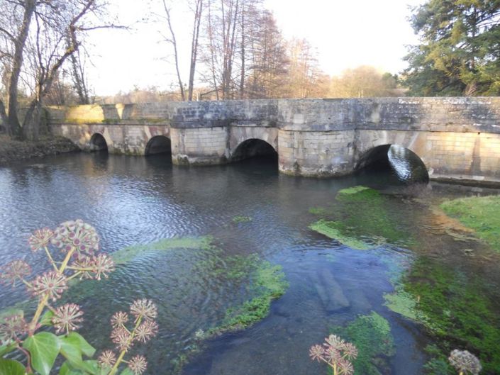 Image No.5-4 Bed Property for sale