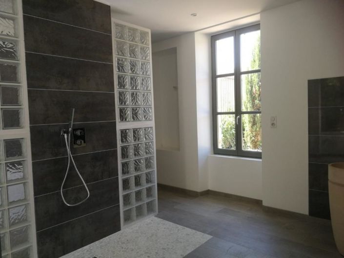 Image No.7-4 Bed Property for sale