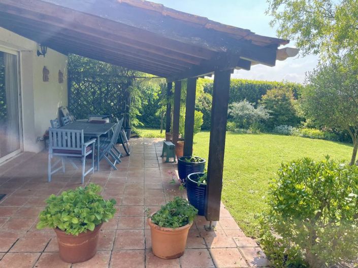 Image No.16-4 Bed Property for sale