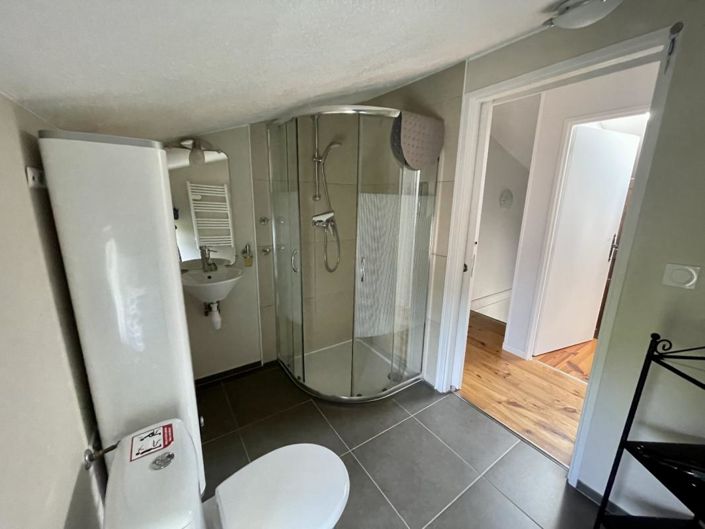 Image No.9-Propriété de 6 chambres à vendre à Haimps