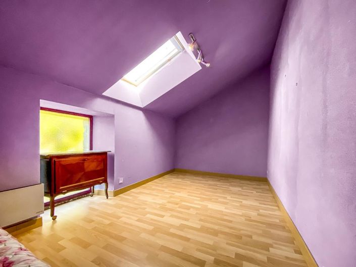 Image No.15-4 Bed Property for sale