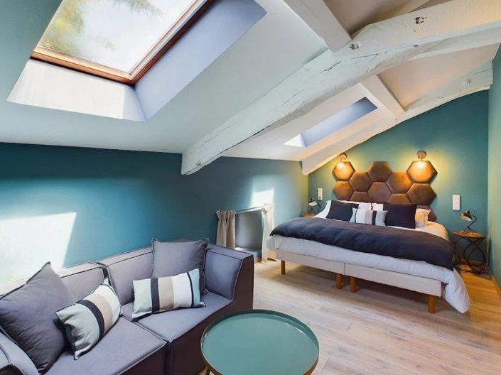 Image No.19-22 Bed House for sale