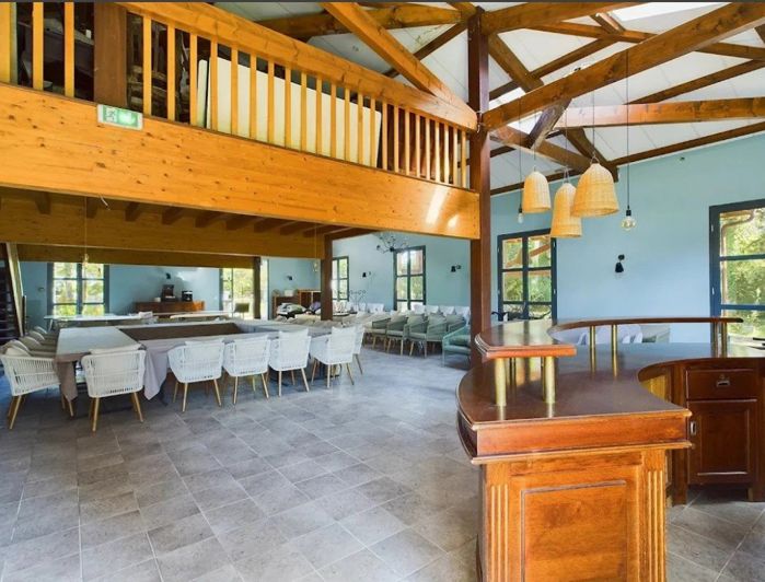 Image No.20-22 Bed House for sale