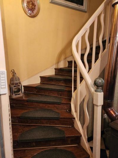 Image No.11-9 Bed House for sale