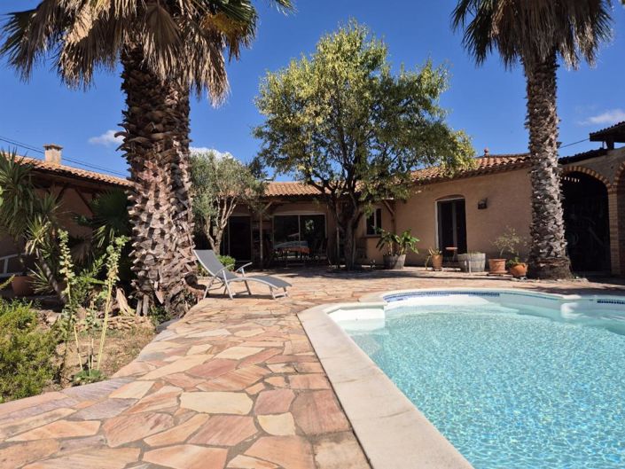 Image No.2-4 Bed House for sale