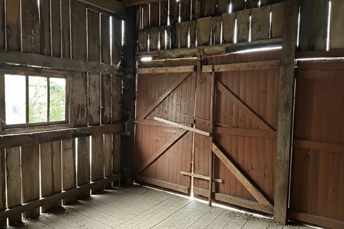 Image No.13-3 Bed Property for sale