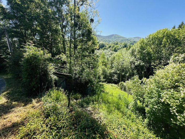 Image No.11-2 Bed Property for sale