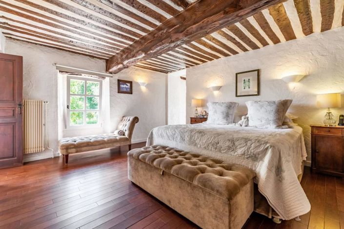 Image No.11-4 Bed Property for sale