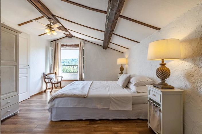 Image No.15-4 Bed Property for sale