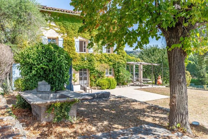Image No.2-Propriété de 4 chambres à vendre à Grasse