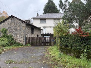 1 - Saint-Mamet-la-Salvetat, Property