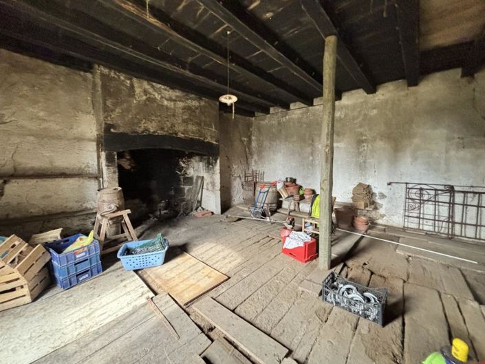 Image No.17-5 Bed Property for sale