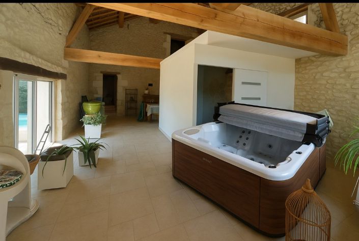 Image No.18-4 Bed Property for sale