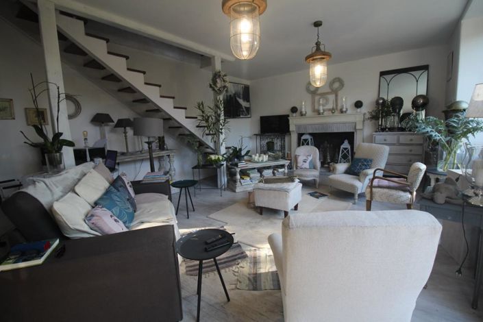 Image No.2-Propriété de 5 chambres à vendre à La Benâte