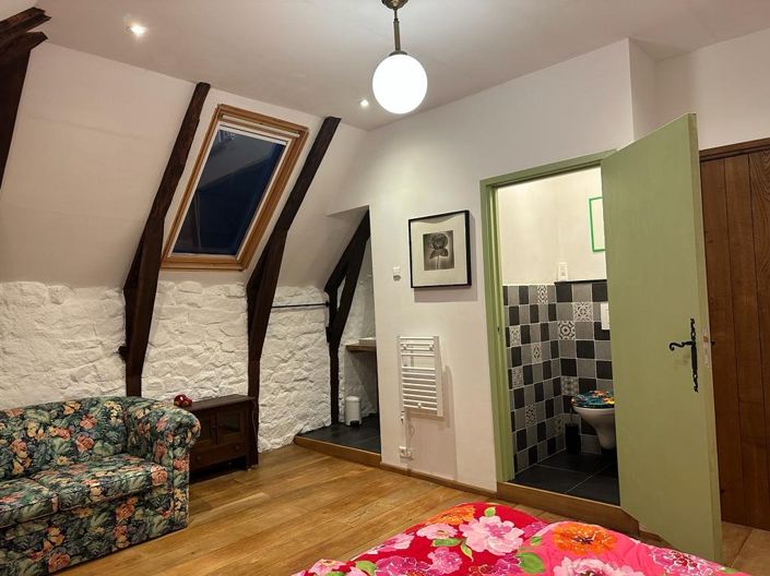 Image No.14-5 Bed Property for sale